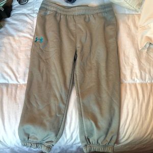 YXL Under Armour Capri Sweatpants